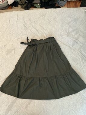 Uniqlo Dark Green Tiered Midi Skirt with Waist Tie